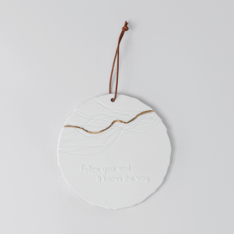 Räder | Poetry medallion | Follow your soul