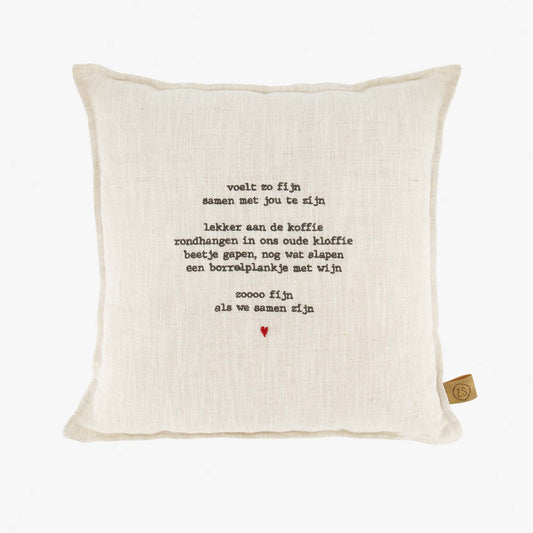Zusss kussen 'Voelt zo fijn' | 35x35cm | Peper en Zout