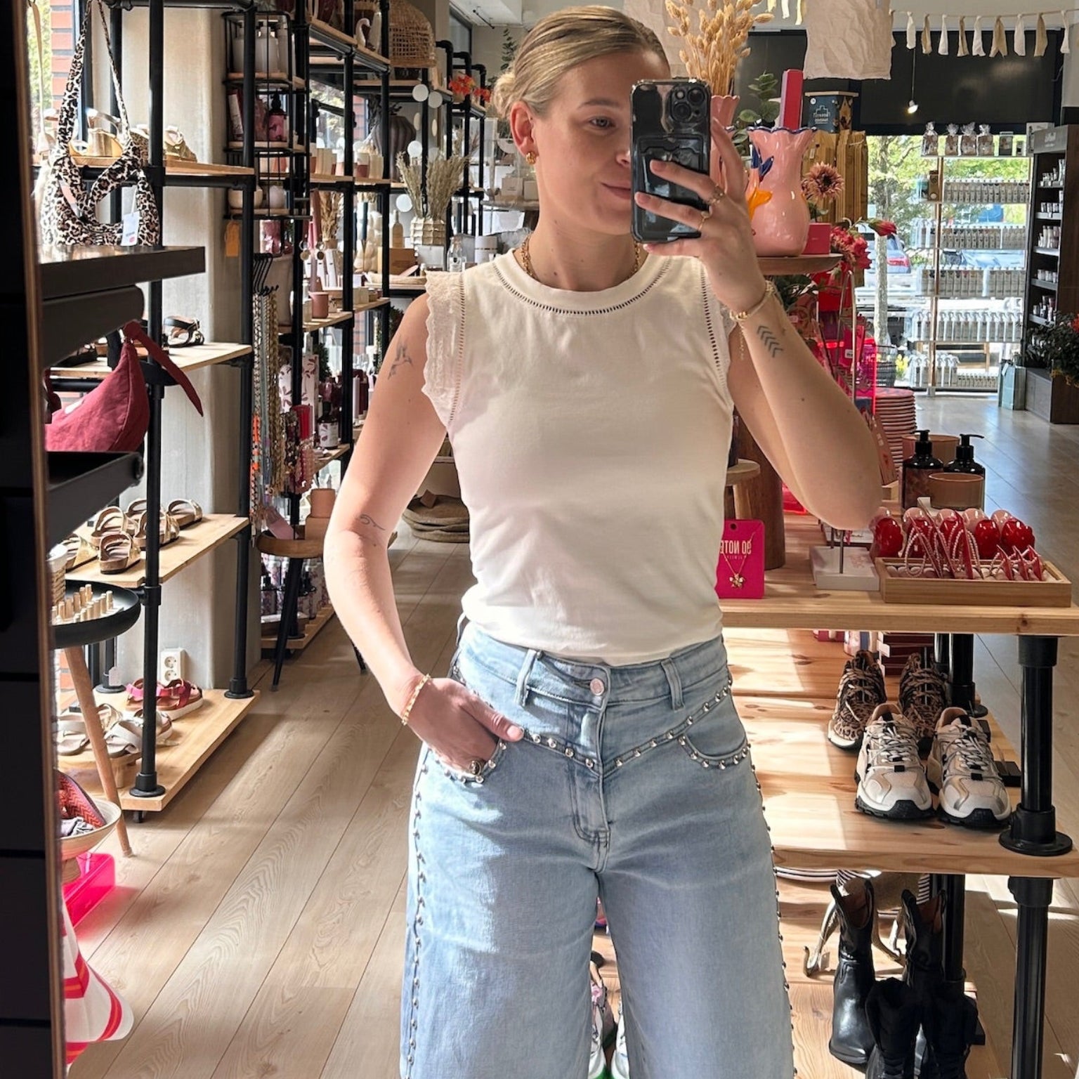 Femke Embroidery Top Wit 