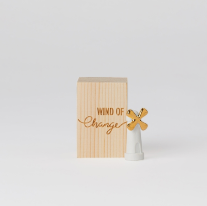 Lucky Box | Wind of Change