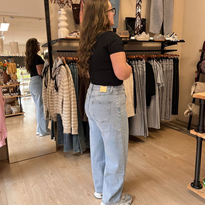 Maya Balloon Studs Blue 5