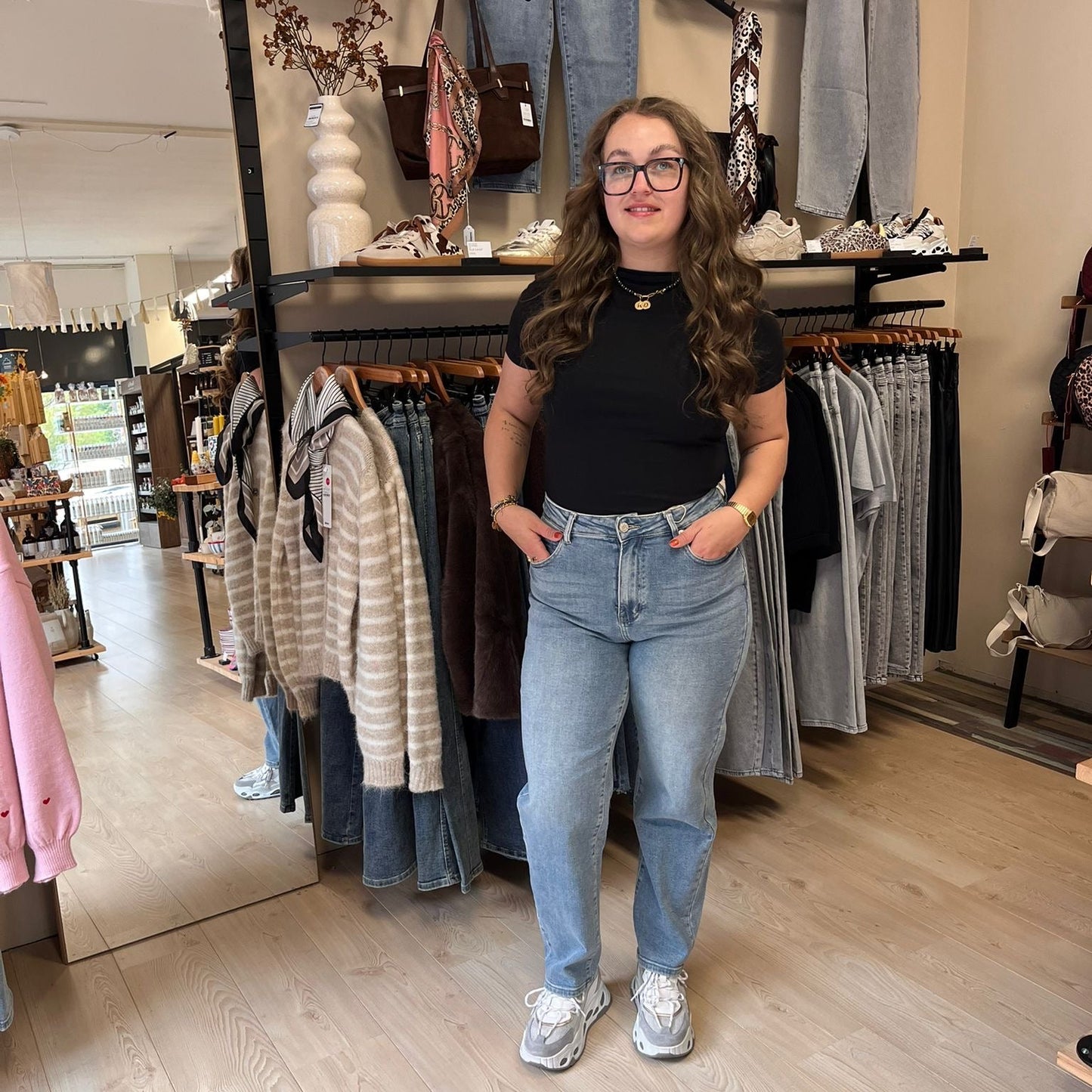 Nadia Mom fit Blue