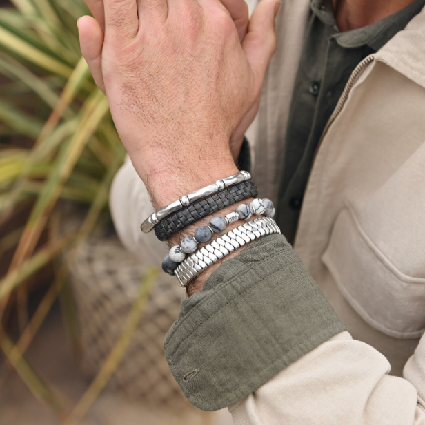 Qoss heren armband Sjors zwart leer