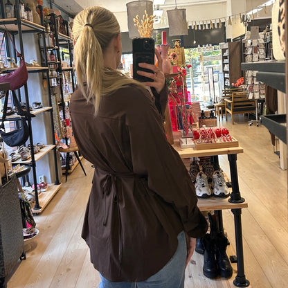 Reneé Fitted blouse Chocolade