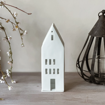 Räder | Light house | Big window