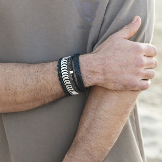 Qoss | Heren armband | Dirk | Leer | Zwart