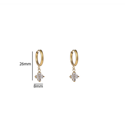 Sparkly Clover Hoop E56119-1