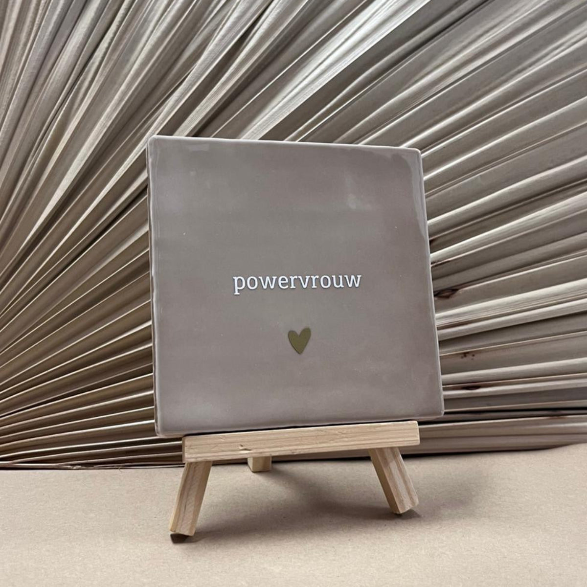 Tegeltje Powervrouw Beige met mini ezel