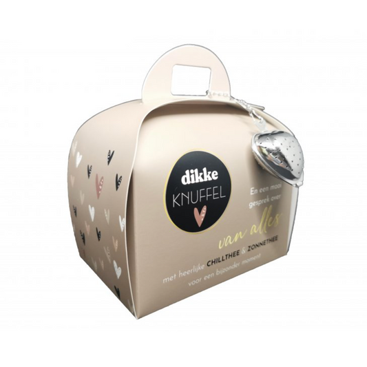 Theekoffertje 2.016 | Dikke knuffel